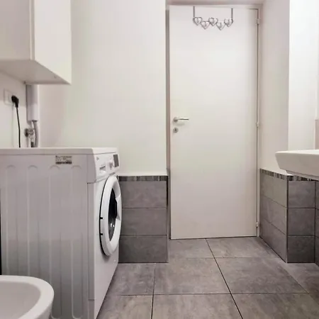 Apartman Belvedere 4 - Parking Free Trieszt