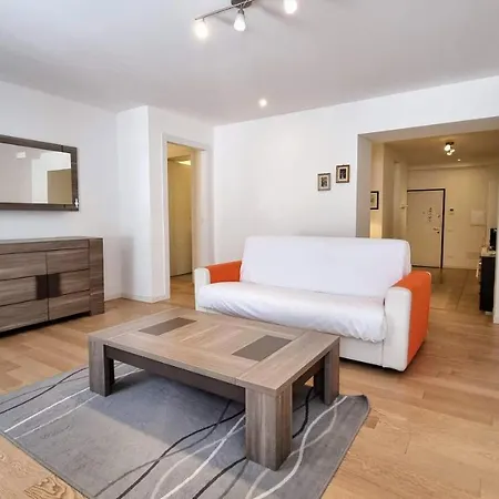 Belvedere 4 - Parking Free Appartement Triëst