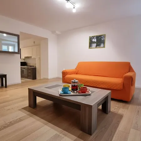 Belvedere 4 - Parking Free *